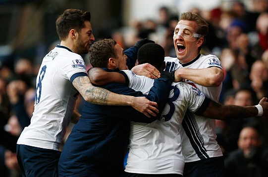 斯帕伊奇庆祝足协杯夺冠：为奖杯感到自豪，更为球队感到骄傲