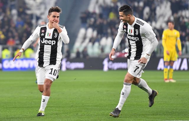 活塞客场大胜取得12连胜，终结对阵雄鹿五连败