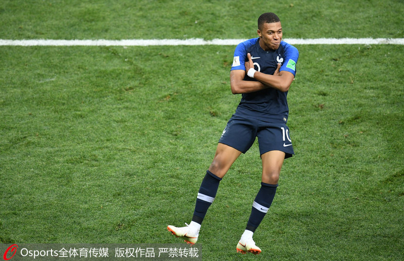 米体：罗马有意先租后买埃切韦里，买断费可能提高至3000万欧