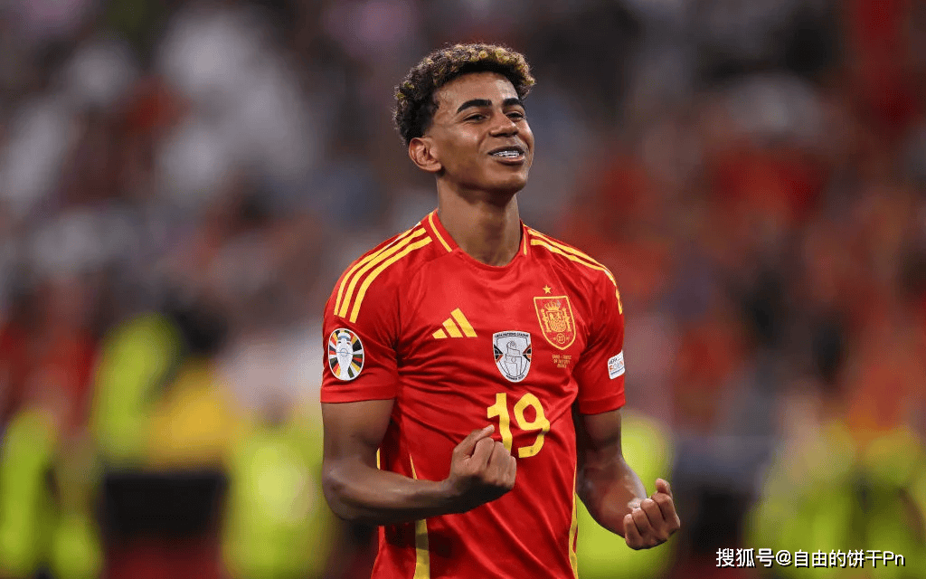 佩林卡：我把里夫斯绝杀森林狼的照片印在高尔夫球上送给了他