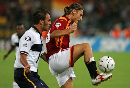 FIFA：加大力度打击网络辱骂，列入黑名单后将被禁止购票（FIFA加码打击网络暴力：黑名单人员将被禁购门票）