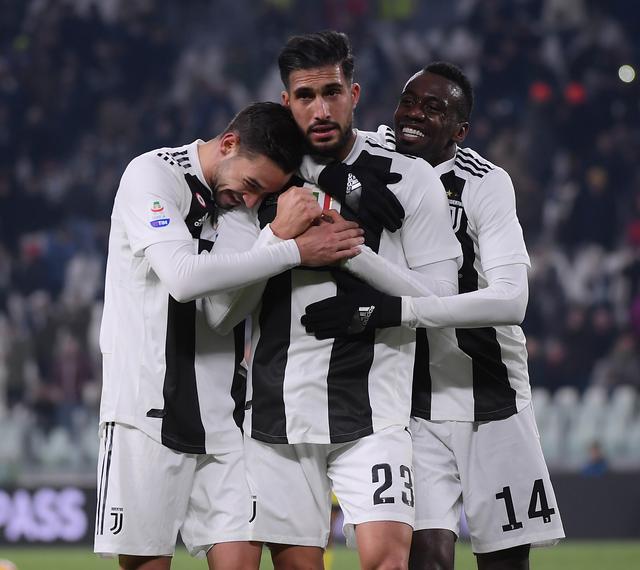 乏力！西汉姆联自21年3月战曼联以来，首次英超半场无射门（低迷！西汉姆联自2021年3月对阵曼联后首次在英超半场零射门）