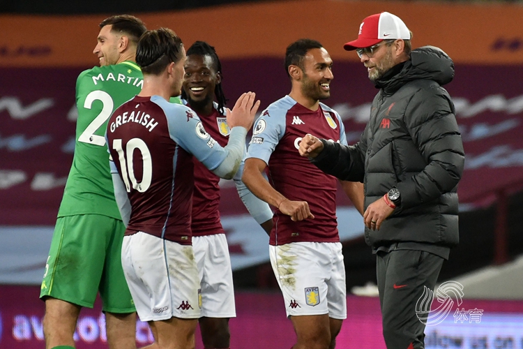 王霜更新社媒：感谢一路支持的球迷们，让我们休息一会儿（王霜社媒发文：感谢一路相伴的球迷，暂时休整一下）