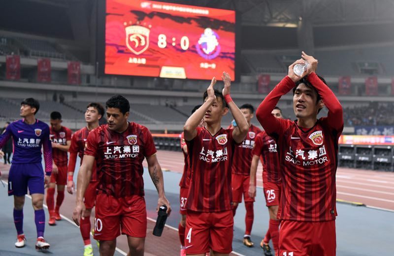 欧冠之夜又出现神剧本（欧冠之夜再度上演神奇剧本）