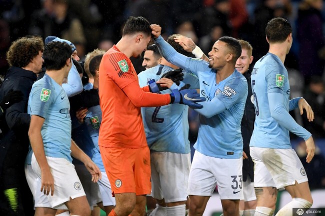 波媒：多特、阿贾克斯现场考察波兰边锋皮耶图谢夫斯基（据波兰媒体：多特蒙德与阿贾克斯赴现场考察波兰边锋皮耶图谢夫斯基）