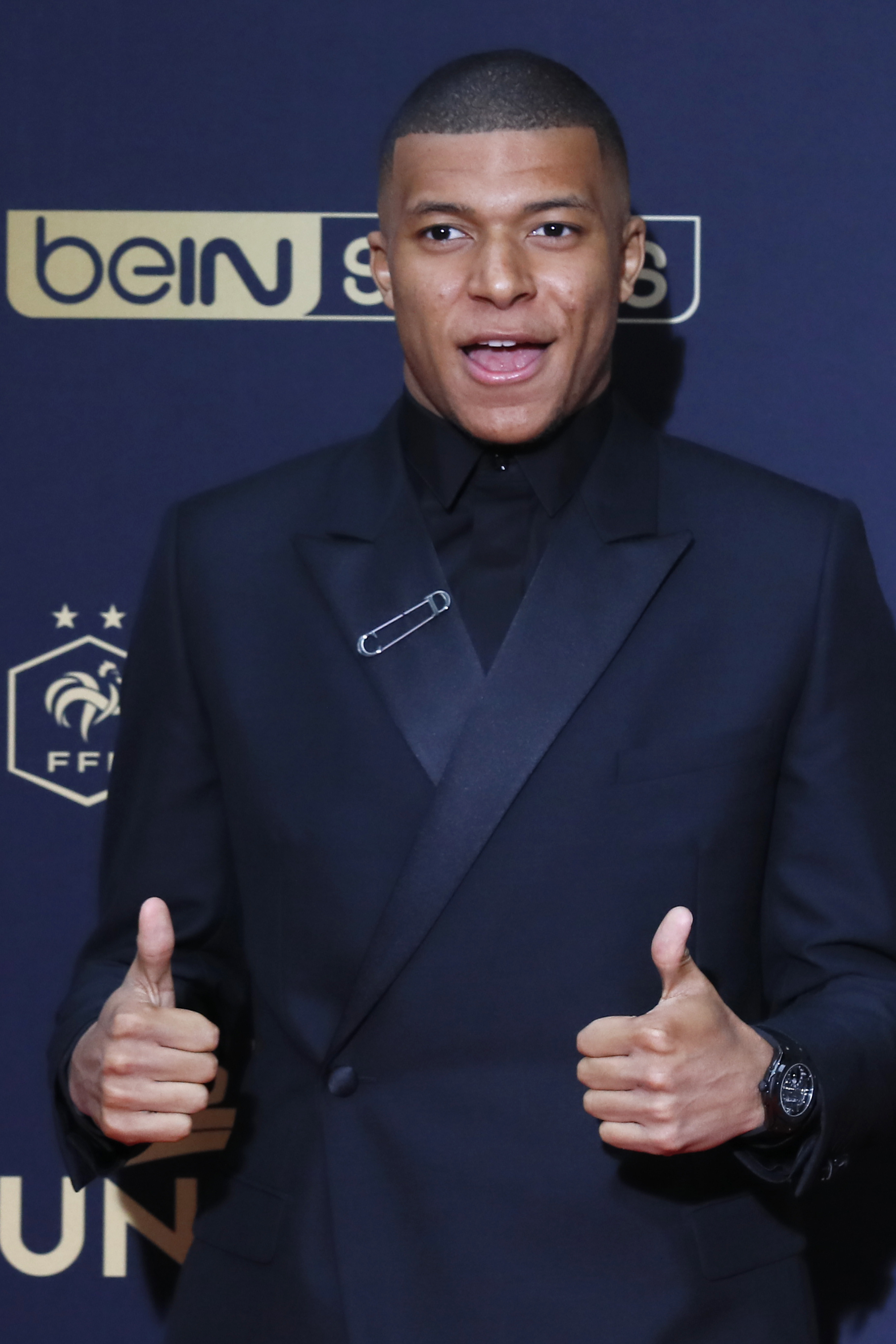 罗体：亚特兰大对帕莱斯特拉要价超4000万欧，球员可能去英超（罗马体育报：亚特兰大为帕莱斯特拉标价逾4000万欧，英超或成下家）