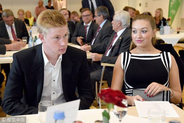 曹法尔：西汉姆缺少领袖；赖斯肯定会成为下一任英格兰队长