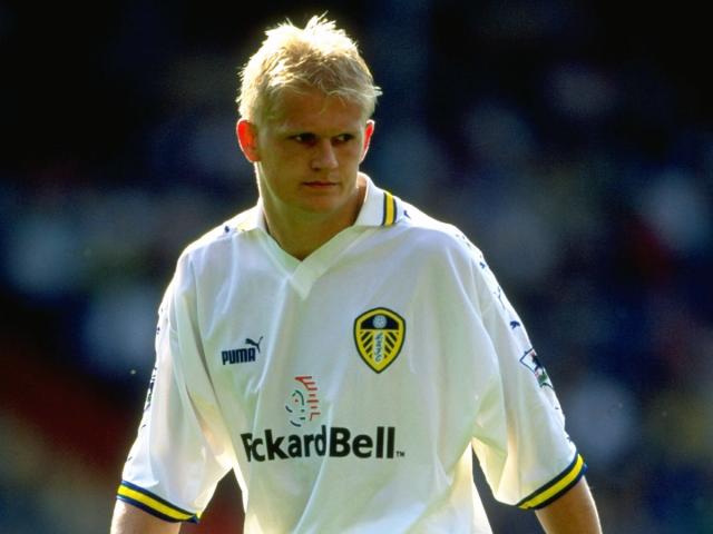 火力全开！哈登打满首节12分钟，0罚球砍下13分2助攻